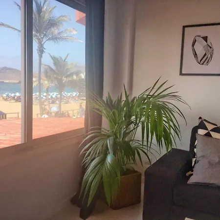 Oceanfront Flat I By Canary365