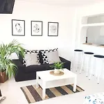 Oceanfront Flat I By Canary365 *