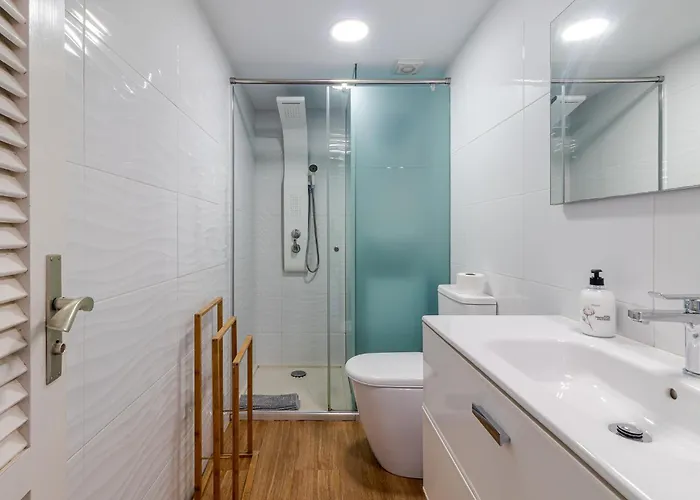 Oceanfront Flat I By Canary365 *